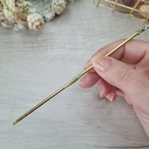 Aguja de Crochet Dorada Premium | Nro 2.5 mm
