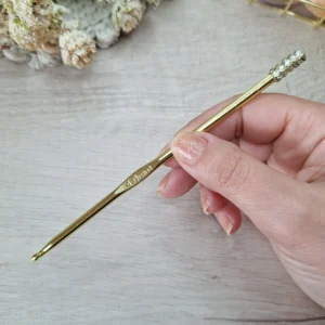 Aguja de Crochet Dorada Premium | Nro 40 mm
